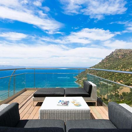 Beachfront Ravdoucha Epavlis Eleni Villa - Pool, Hot Tub, Gym, Sauna, Private Parking, Wifi 하니아 외부 사진