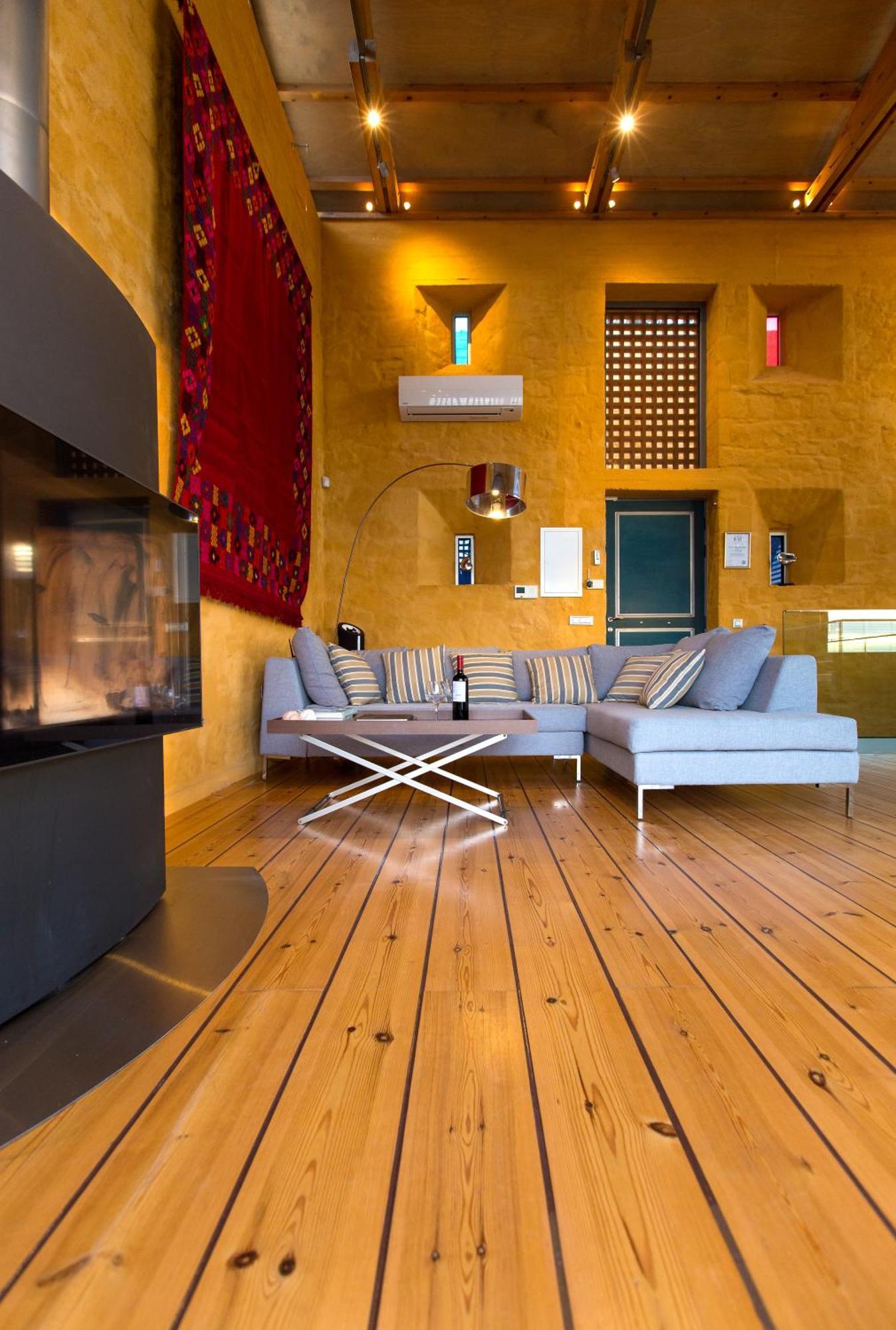 Beachfront Ravdoucha Epavlis Eleni Villa - Pool, Hot Tub, Gym, Sauna, Private Parking, Wifi 하니아 외부 사진