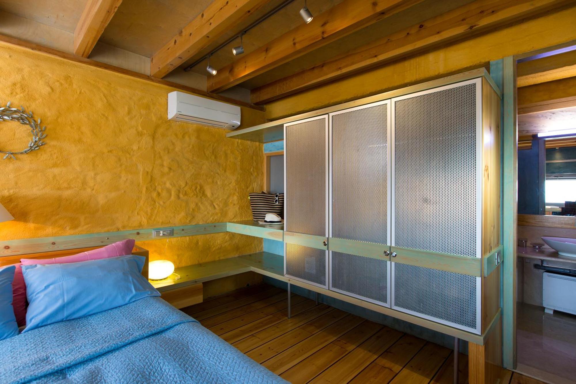 Beachfront Ravdoucha Epavlis Eleni Villa - Pool, Hot Tub, Gym, Sauna, Private Parking, Wifi 하니아 외부 사진